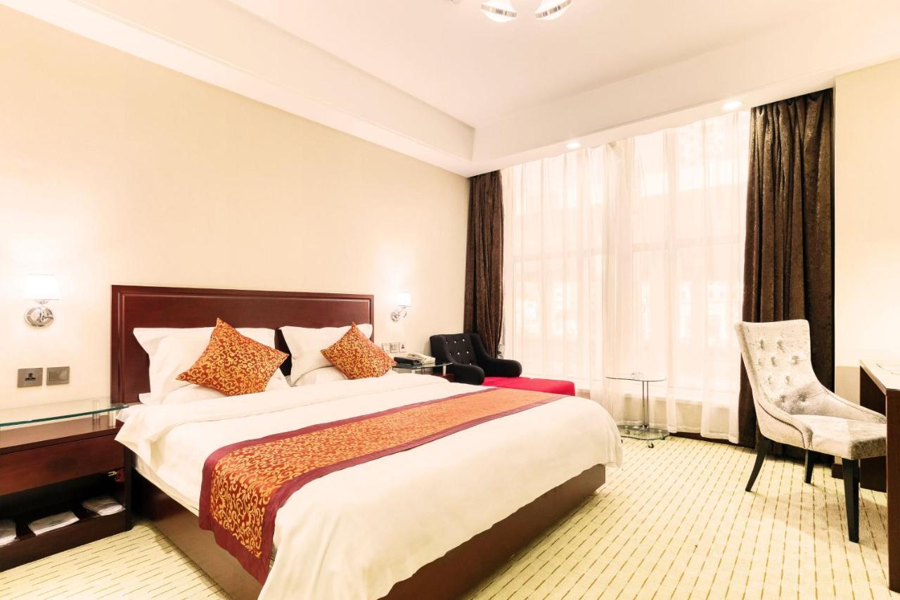 Changchun Warren Hotel Екстериор снимка